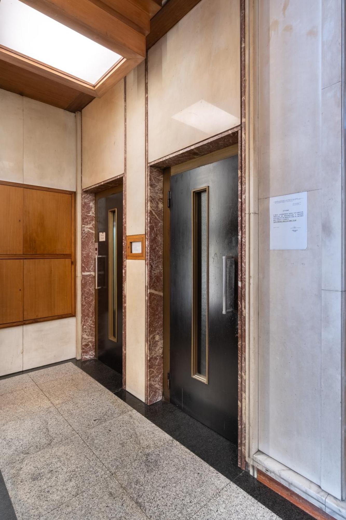 Starhost - Golden Suite Salerno Exterior foto