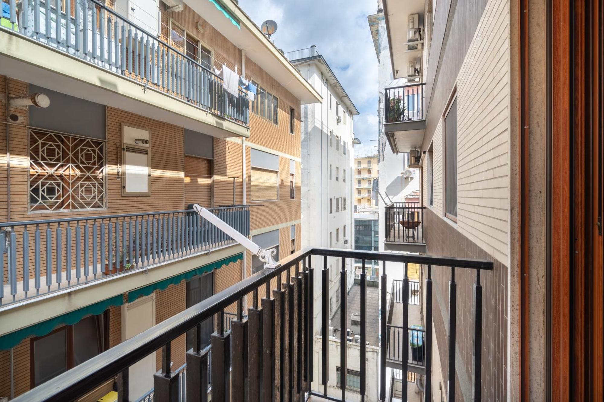 Starhost - Golden Suite Salerno Exterior foto